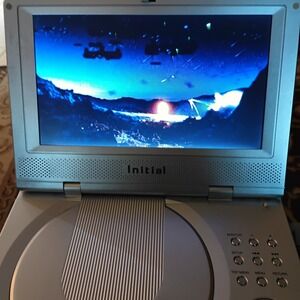 Initial IDM-830 8" Portable Widescreen DVD Player Silver W/Case Logic Working